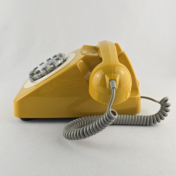 Rotary Retro Landline Phone 1970s Style Mustard Curly Cord Authentic Bell Ring - Picture 3 of 9
